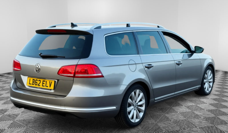 
								Volkswagen Passat Estate 2.0L 2012 full									