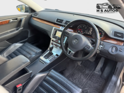 
										Volkswagen Passat Estate 2.0L 2012 full									