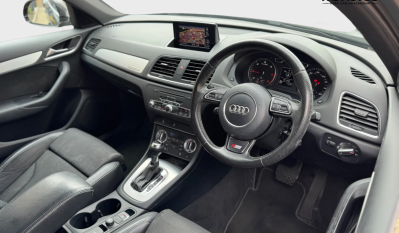 
								Audi Q3 S Line Quattro 2.0L 2012 full									